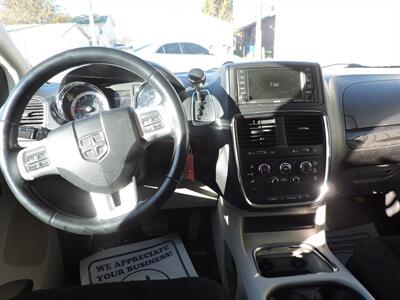 2014 Dodge Grand Caravan SXT   - Photo 10 - Kearney, NE 68847