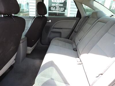 2006 Ford Five Hundred SE   - Photo 11 - Grand Island, NE 68801