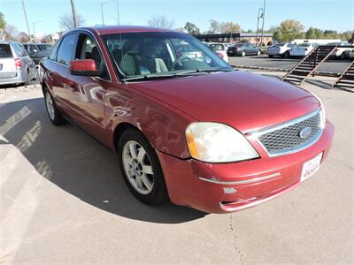 2006 Ford Five Hundred SE - Photo 4 - Grand Island, NE 68801