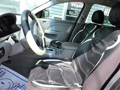 2006 Ford Five Hundred SE   - Photo 10 - Grand Island, NE 68801
