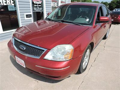 2006 Ford Five Hundred SE   - Photo 2 - Grand Island, NE 68801