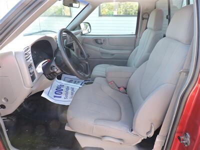 2003 GMC Sonoma SL   - Photo 9 - Lexington, NE 68850