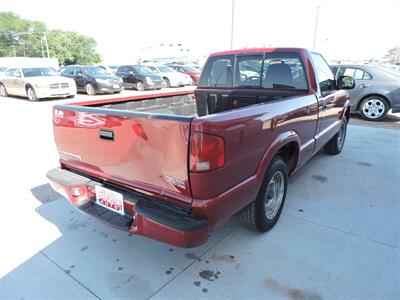 2003 GMC Sonoma SL   - Photo 5 - Lexington, NE 68850