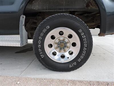 2006 Ford F-250 XL - Photo 8 - Lexington, NE 68850