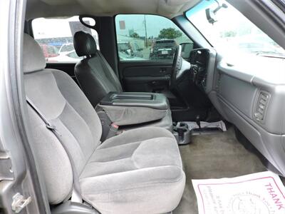 2007 GMC Sierra 1500 Classic SL2   - Photo 13 - North Platte, NE 69101