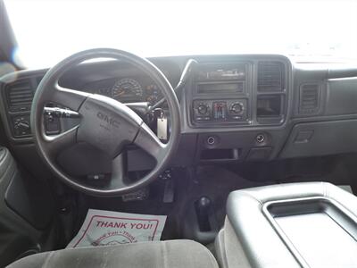 2007 GMC Sierra 1500 Classic SL2   - Photo 10 - North Platte, NE 69101