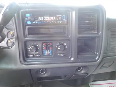 2007 GMC Sierra 1500 Classic SL2   - Photo 16 - North Platte, NE 69101