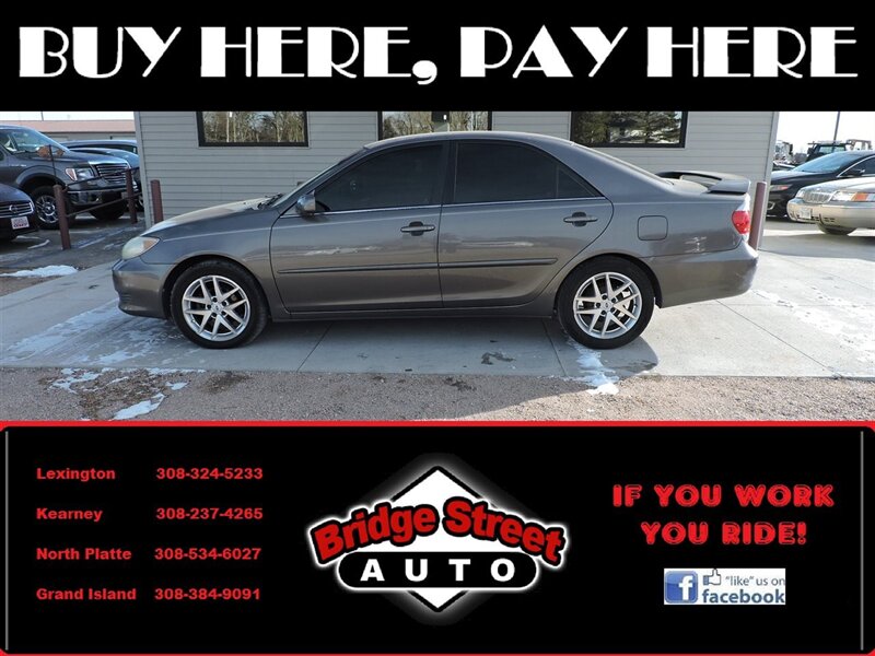 2006 Toyota Camry LE  