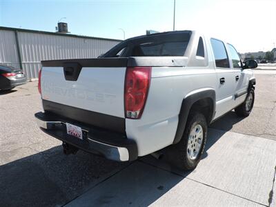 2003 Chevrolet Avalanche 1500   - Photo 5 - Kearney, NE 68847