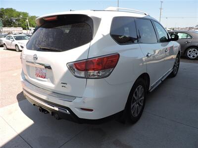 2014 Nissan Pathfinder S   - Photo 5 - Lexington, NE 68850