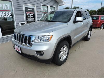 2012 Jeep Grand Cherokee Laredo   - Photo 2 - Grand Island, NE 68801