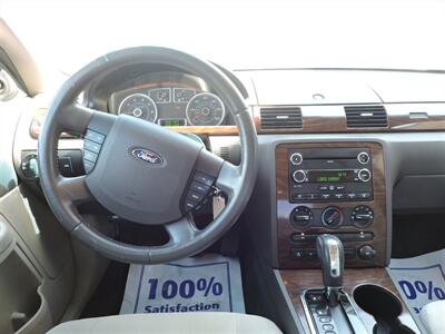 2008 Ford Taurus SEL   - Photo 10 - Lexington, NE 68850