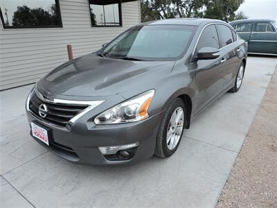 2015 Nissan Altima 2.5   - Photo 2 - Lexington, NE 68850