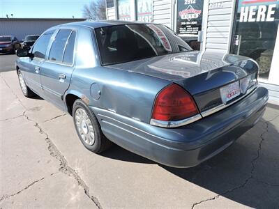 2008 Ford Crown Victoria   - Photo 7 - Grand Island, NE 68801