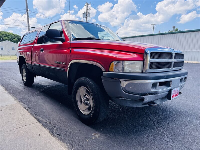 2001 Dodge Ram 1500 SLT - Photo 2 - Kearney, NE 68847