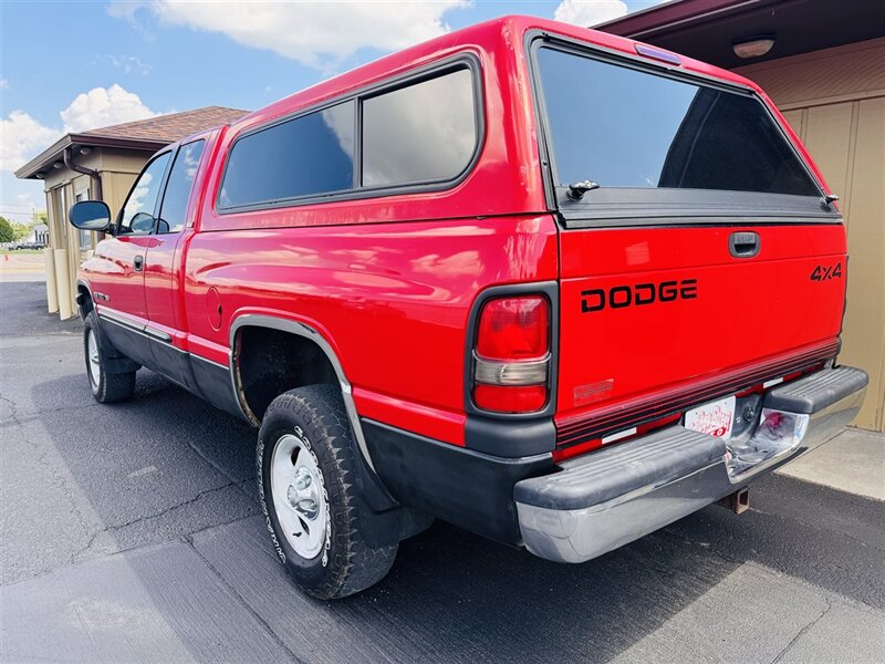 2001 Dodge Ram 1500 SLT - Photo 8 - Kearney, NE 68847