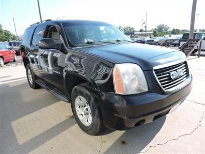 2007 GMC Yukon SLE   - Photo 4 - Grand Island, NE 68801