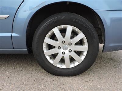 2011 Chrysler Town & Country Touring-L   - Photo 8 - Lexington, NE 68850