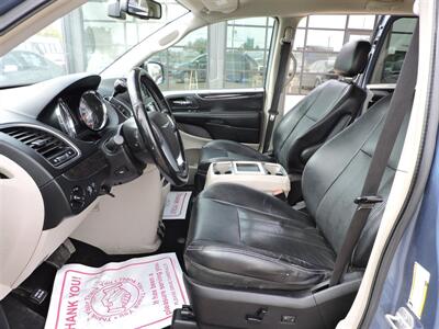 2011 Chrysler Town & Country Touring-L   - Photo 9 - Lexington, NE 68850