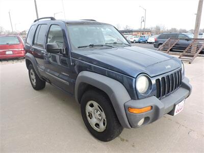 2004 Jeep Liberty Sport   - Photo 4 - Grand Island, NE 68801