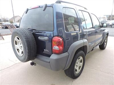 2004 Jeep Liberty Sport   - Photo 5 - Grand Island, NE 68801