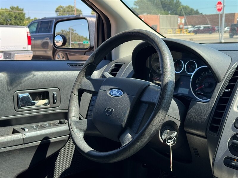 2008 Ford Edge SE - Photo 3 - North Platte, NE 69101