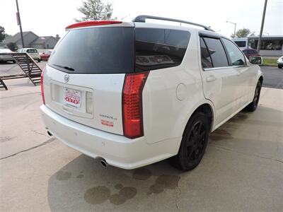 2004 Cadillac SRX   - Photo 5 - Grand Island, NE 68801