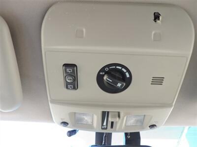 2004 Cadillac SRX   - Photo 19 - Grand Island, NE 68801