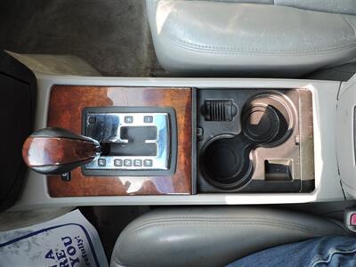 2004 Cadillac SRX   - Photo 18 - Grand Island, NE 68801