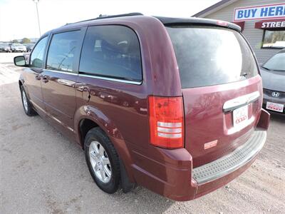 2008 Chrysler Town & Country Touring   - Photo 8 - Kearney, NE 68847