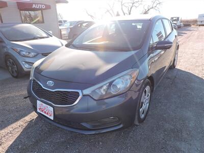 2016 Kia Forte5 LX   - Photo 2 - Lexington, NE 68850