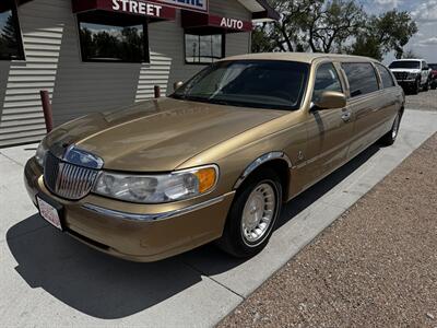 1999 Lincoln Town Car Executive - Photo 6 - Lexington, NE 68850