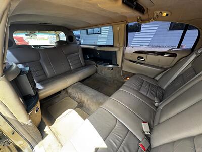 1999 Lincoln Town Car Executive - Photo 15 - Lexington, NE 68850