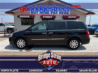 2016 Chrysler Town & Country Touring Van