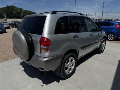 2002 Toyota RAV4   - Photo 7 - Lexington, NE 68850