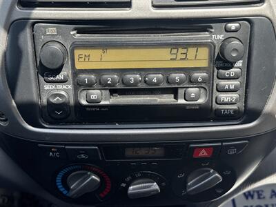 2002 Toyota RAV4   - Photo 15 - Lexington, NE 68850