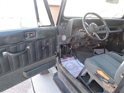 1993 Jeep Wrangler Sahara   - Photo 12 - Kearney, NE 68847
