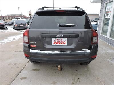 2014 Jeep Compass Latitude - Photo 6 - Grand Island, NE 68801