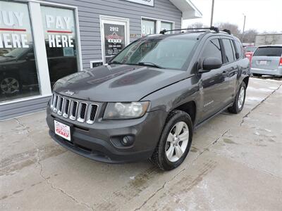 2014 Jeep Compass Latitude - Photo 2 - Grand Island, NE 68801