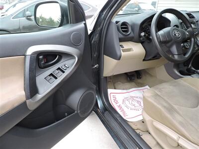 2010 Toyota RAV4   - Photo 16 - Lexington, NE 68850