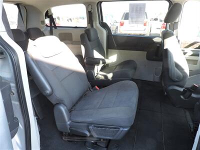 2010 Dodge Grand Caravan SXT   - Photo 13 - North Platte, NE 69101