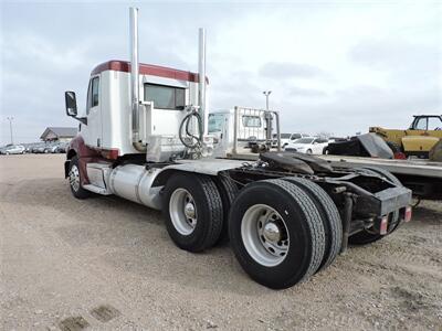2004 PETERBILT CONVENTIONAL 387 - Photo 4 - Lexington, NE 68850