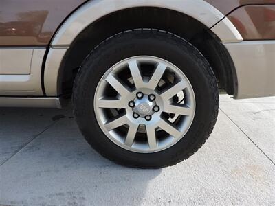 2011 Ford Expedition XLT - Photo 8 - Lexington, NE 68850