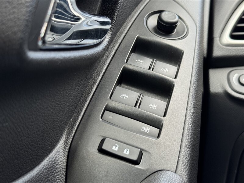 2018 Chevrolet Trax LS - Photo 13 - Lexington, NE 68850