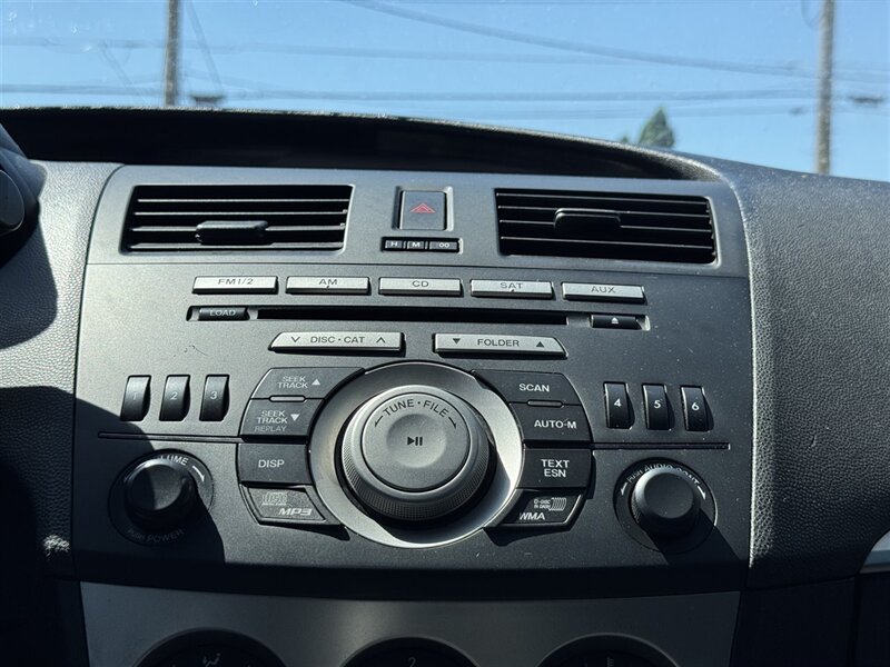 2010 Mazda Mazda3 s Sport - Photo 17 - Kearney, NE 68847
