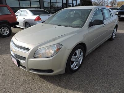2012 Chevrolet Malibu LS   - Photo 2 - North Platte, NE 69101