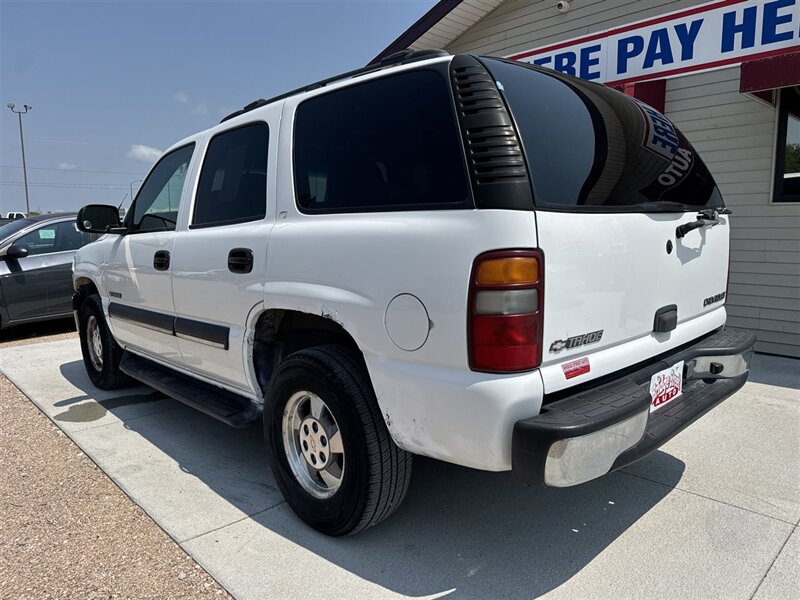 2002 Chevrolet Tahoe LS - Photo 8 - Lexington, NE 68850