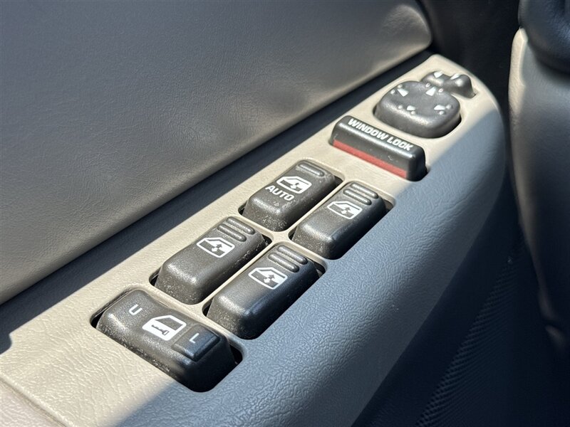 2002 Chevrolet Tahoe LS - Photo 14 - Lexington, NE 68850