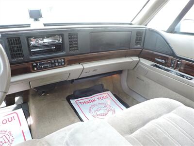 1999 Buick LeSabre Custom   - Photo 13 - Kearney, NE 68847