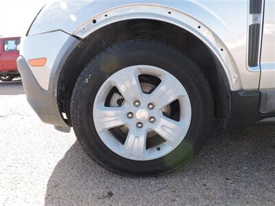 2013 Chevrolet Captiva Sport LS   - Photo 8 - North Platte, NE 69101